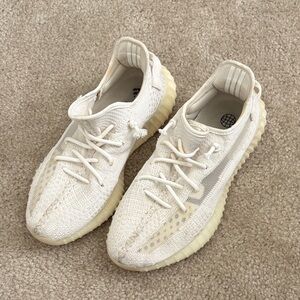 Yeezy Boost 350 V2